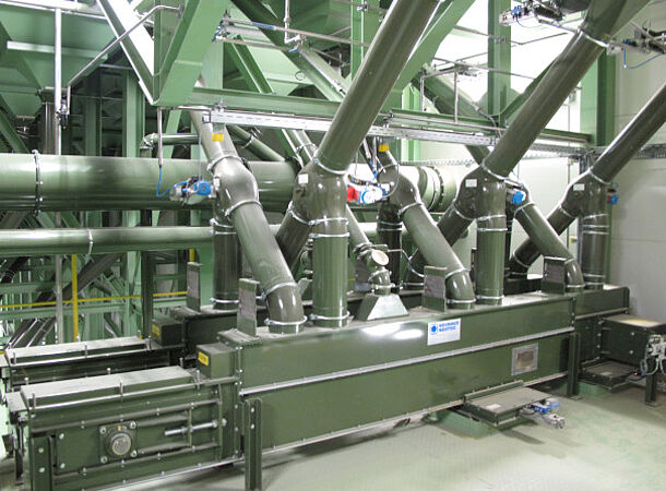 Neuhaus Neotec - Trough Chain Conveyors — main view